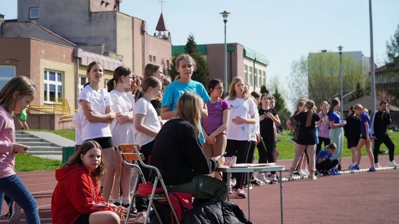  Lekkoatletyczna wiosna na stadionie przy ulicy Tetmajera 