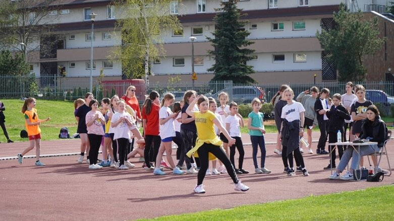  Lekkoatletyczna wiosna na stadionie przy ulicy Tetmajera 