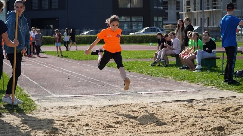  Lekkoatletyczna wiosna na stadionie przy ulicy Tetmajera 