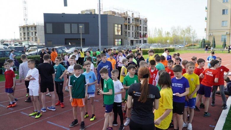  Lekkoatletyczna wiosna na stadionie przy ulicy Tetmajera 