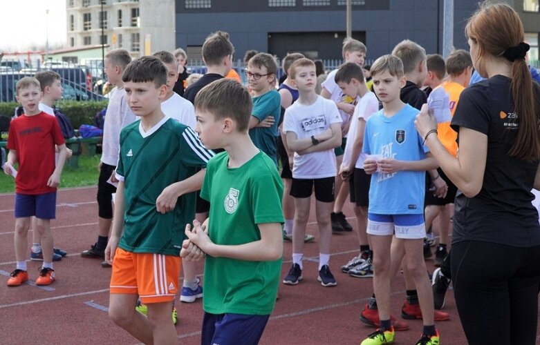  Lekkoatletyczna wiosna na stadionie przy ulicy Tetmajera 