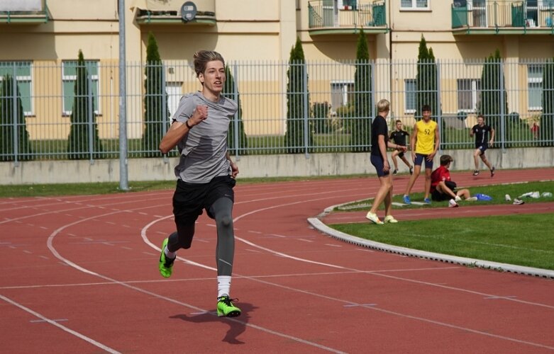  Licealiada w drużynowej lekkiej atletyce 