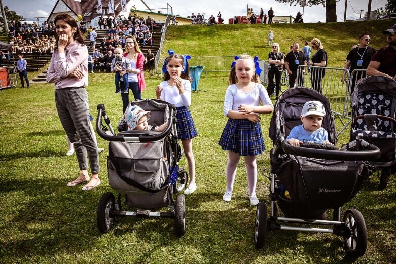  Majówka w Makowie – znajdź siebie na zdjęciach 