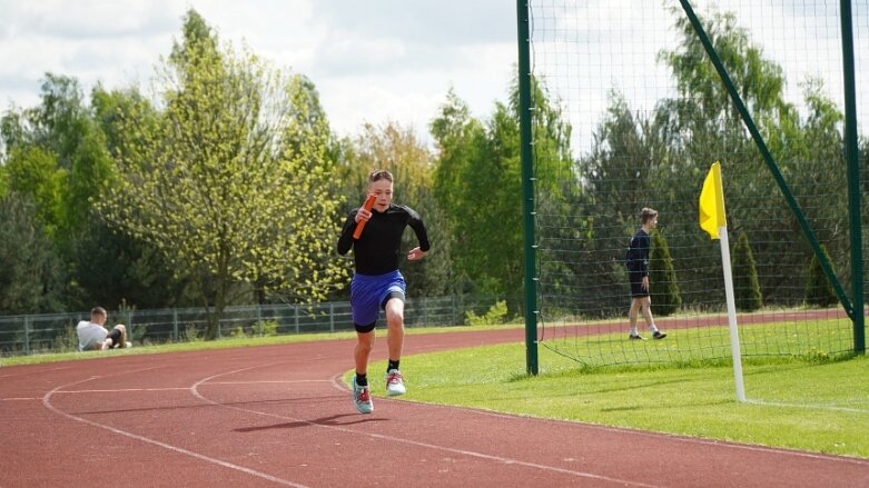  Maków gospodarzem skierniewickiego, lekkoatletycznego festiwalu sztafet 