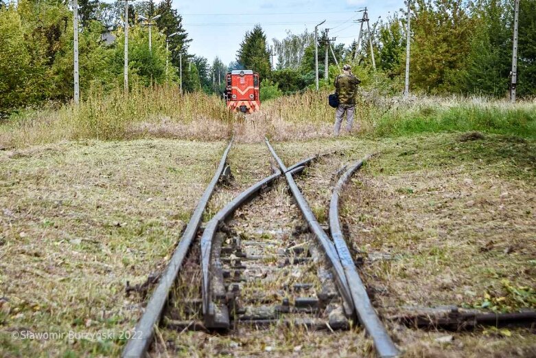  Małą kolejką do Białej Rawskiej [ZDJĘCIA] 