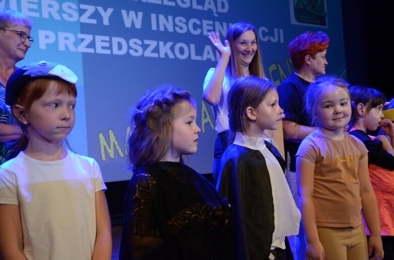  Mały - ale talent: Dziecięce talenty aktorskie błyszczały na scenie kinoteatru Polonez w Skierniewicach  