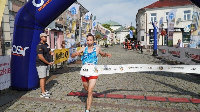  Michał Łobacz najszybszy w skierniewickiej Dziesiątce 