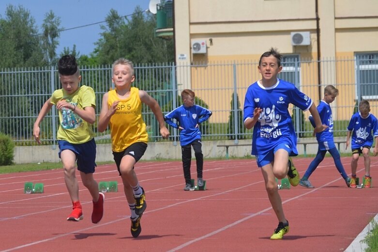  Międzyszkolna lekka atletyka 