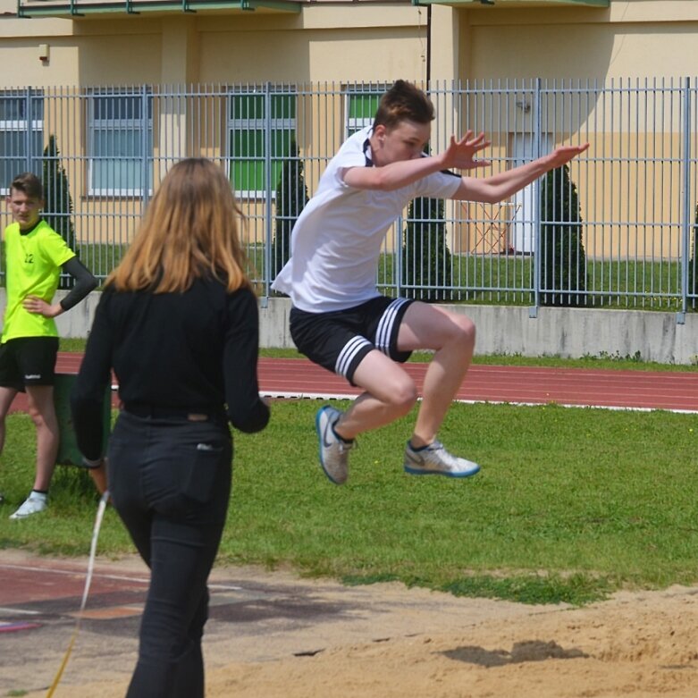  Międzyszkolna lekka atletyka 