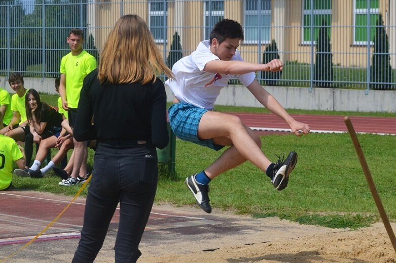  Międzyszkolna lekka atletyka 