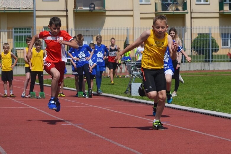  Międzyszkolna lekka atletyka 