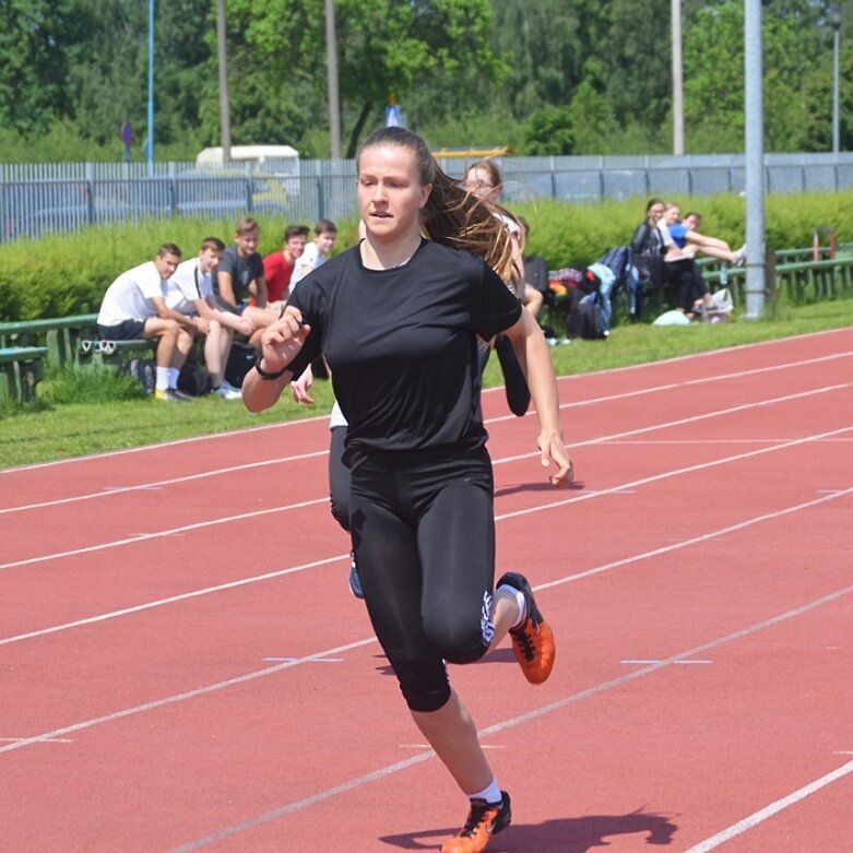  Międzyszkolna lekka atletyka 