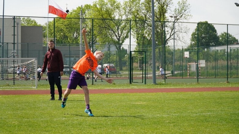  Międzyszkolna rywalizacja lekkoatletyczna w dwóch lokalizacjach 