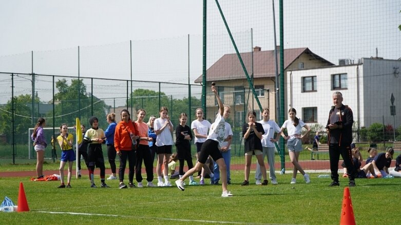  Międzyszkolna rywalizacja lekkoatletyczna w dwóch lokalizacjach 