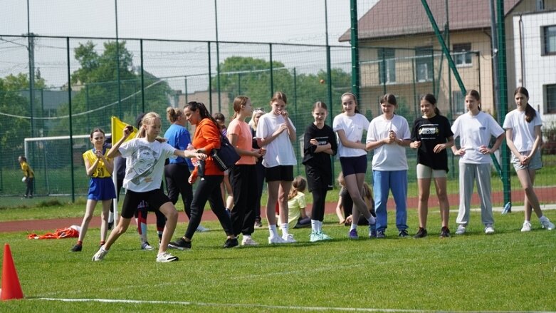  Międzyszkolna rywalizacja lekkoatletyczna w dwóch lokalizacjach 