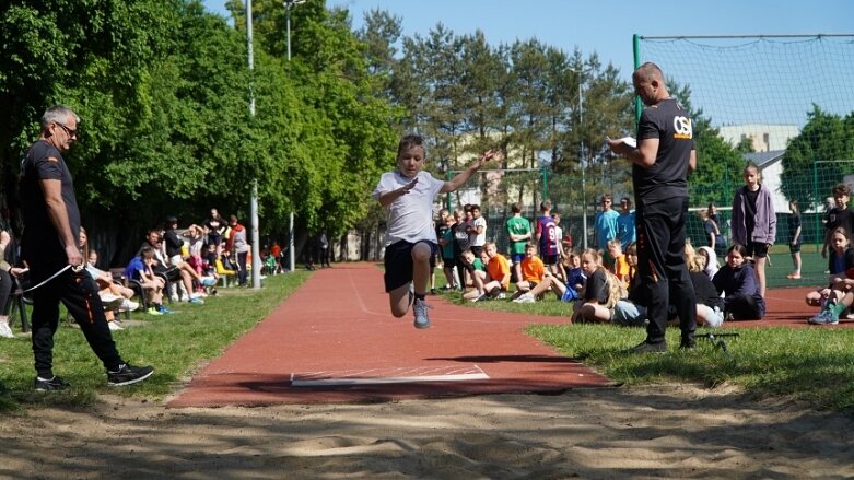  Międzyszkolna rywalizacja lekkoatletyczna w dwóch lokalizacjach 