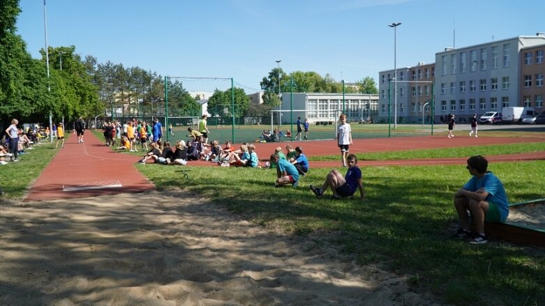  Międzyszkolna rywalizacja lekkoatletyczna w dwóch lokalizacjach 