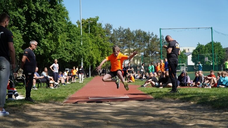  Międzyszkolna rywalizacja lekkoatletyczna w dwóch lokalizacjach 