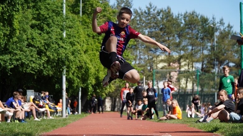  Międzyszkolna rywalizacja lekkoatletyczna w dwóch lokalizacjach 