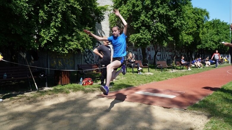  Międzyszkolna rywalizacja lekkoatletyczna w dwóch lokalizacjach 