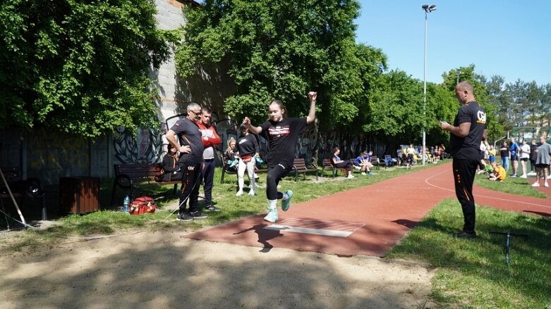  Międzyszkolna rywalizacja lekkoatletyczna w dwóch lokalizacjach 