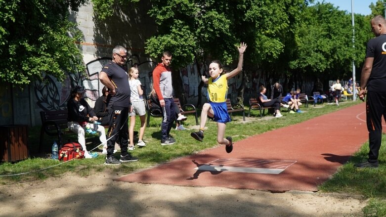  Międzyszkolna rywalizacja lekkoatletyczna w dwóch lokalizacjach 