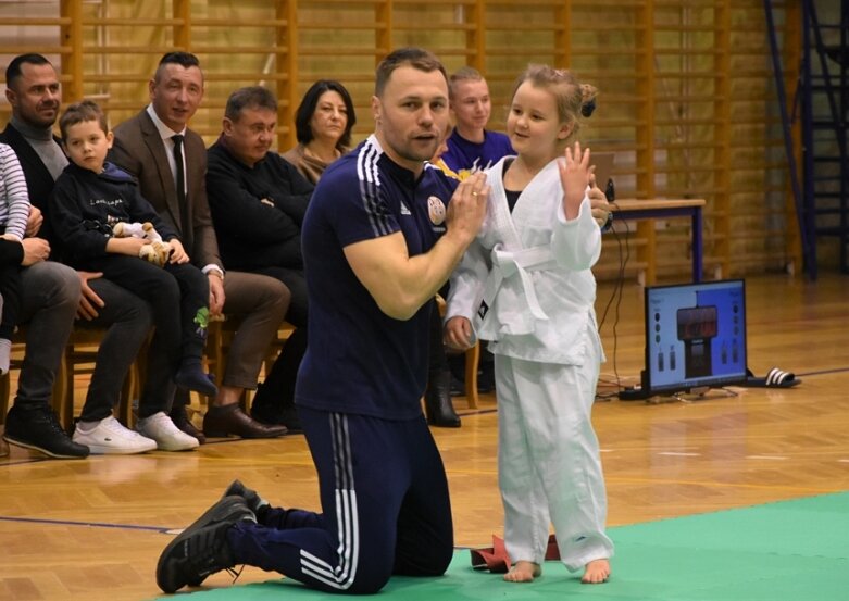  Mikołajki na sportowo z Akademią Sztuk Walki Tiger 