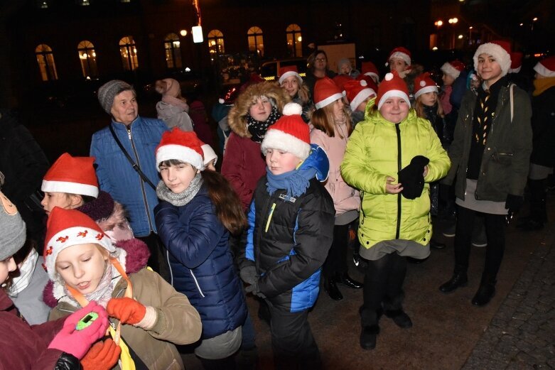  Mikołajkowy marsz ulicami Skierniewic 