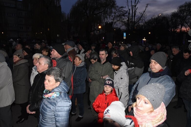  Modlitwa w drodze. Droga Krzyżowa ulicami Skierniewic 