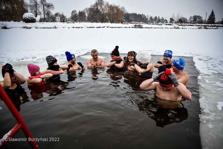  Morsowali w przeręblu przez całą dobę [ZDJĘCIA] 