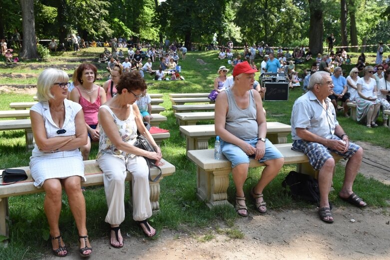  Muzyczne śniadanie znów przyciągnęło do parku 