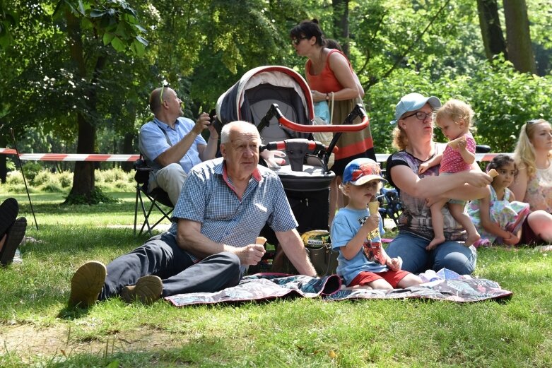  Muzyczne śniadanie znów przyciągnęło do parku 