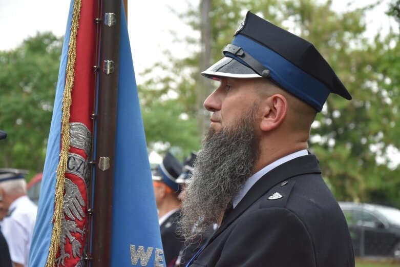  Nadanie sztandaru dla OSP Stary Rzędków 