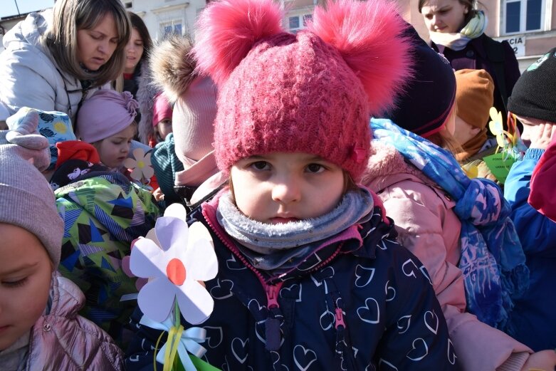  Najmłodsi manifestowali solidarność z Ukrainą 