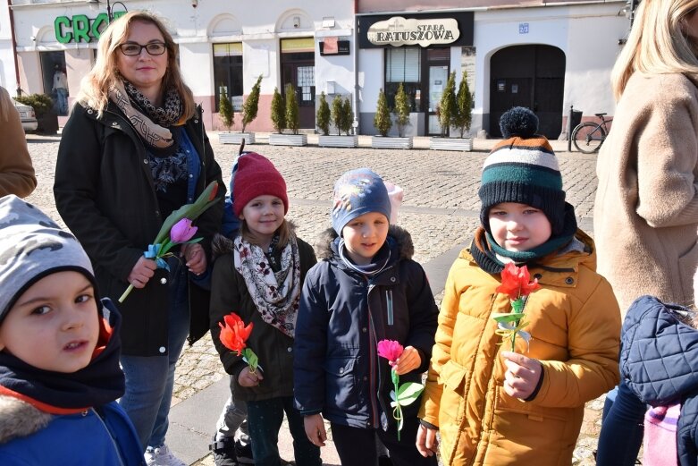  Najmłodsi manifestowali solidarność z Ukrainą 