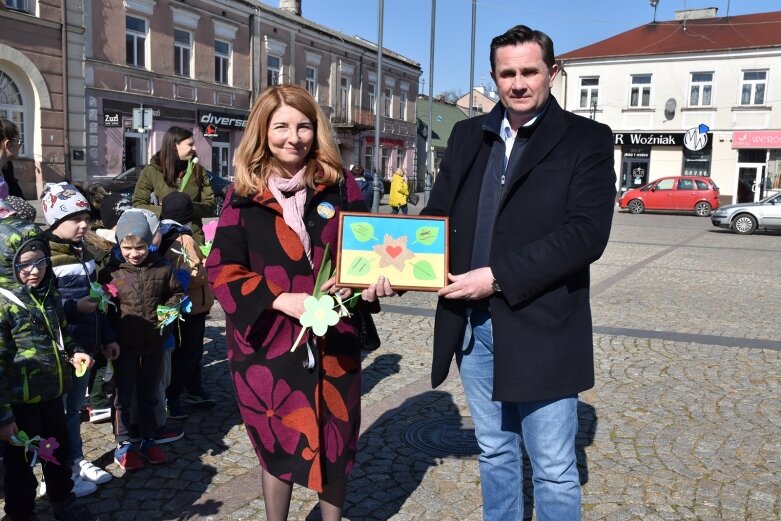  Najmłodsi manifestowali solidarność z Ukrainą 