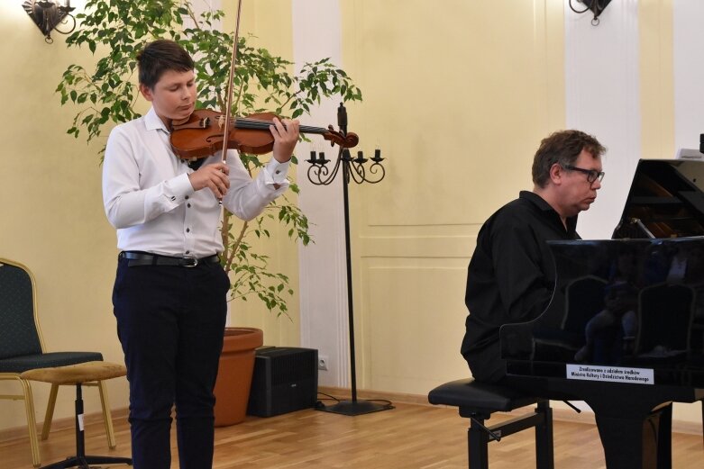  Nasi najlepsi. Wyjątkowy koncert w szkole muzycznej 