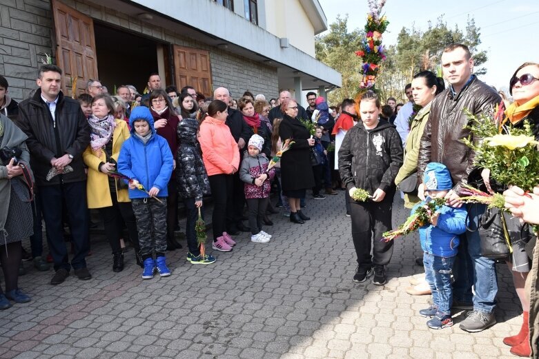  Niedziela Palmowa i otwarcie wystawy sztuki sakralnej w kościele na Rawce 