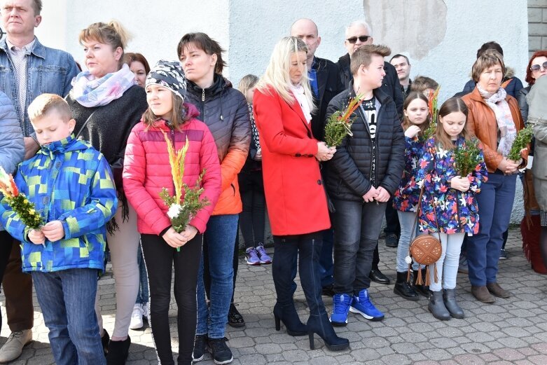  Niedziela Palmowa i otwarcie wystawy sztuki sakralnej w kościele na Rawce 