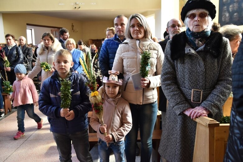  Niedziela Palmowa i otwarcie wystawy sztuki sakralnej w kościele na Rawce 