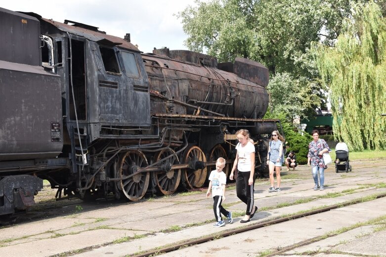  Niemal 370 gości na dniu otwartym w parowozowni 