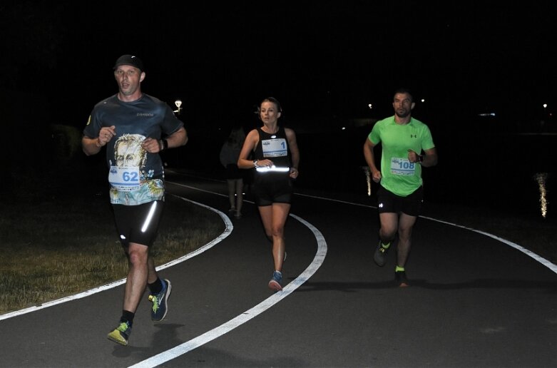  Nocny Półmaraton, nowość w biegowej triadzie 