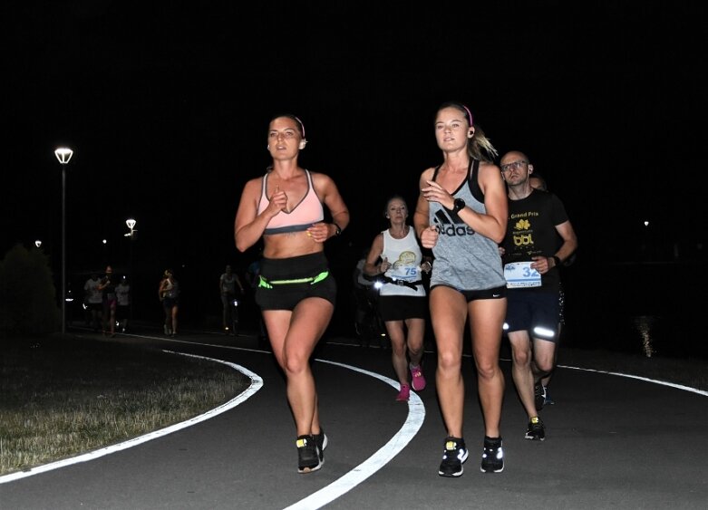  Nocny Półmaraton, nowość w biegowej triadzie 