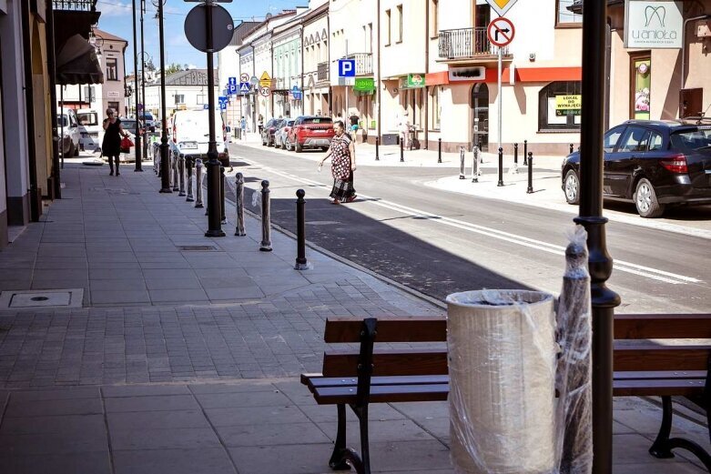  Nowe rondo w barwach Skierniewic, Rawska też na ukończeniu [ZDJĘCIA]  