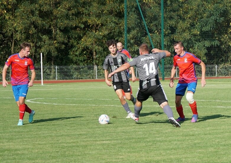  Olympic wiceliderem, Macovia, GKS i Sierakowianka z porażkami 