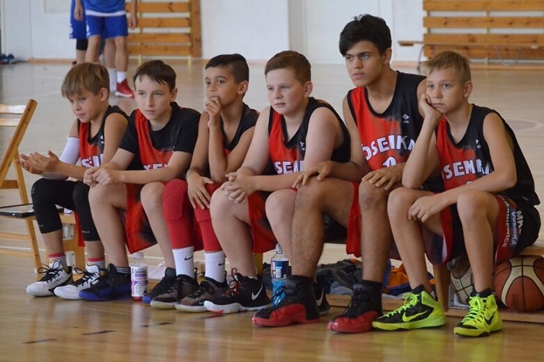  Ósemka na podium Basket Kids Cup 2019 