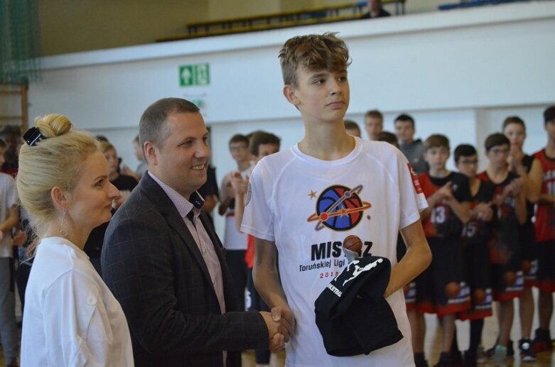  Ósemka na podium Basket Kids Cup 2019 