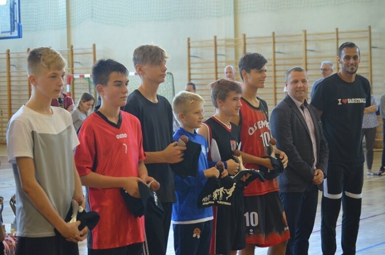  Ósemka na podium Basket Kids Cup 2019 