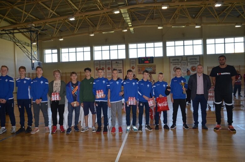  Ósemka na podium Basket Kids Cup 2019 