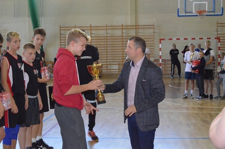  Ósemka na podium Basket Kids Cup 2019 